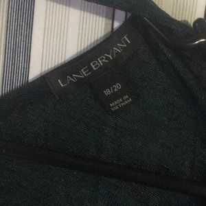 18-20 lane Bryant batwing top plus size